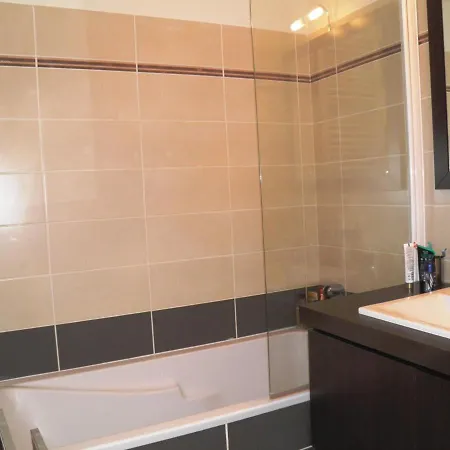 Sète, 4 Pièces, 6 Personnes - Fr-1-338-31 Villa *